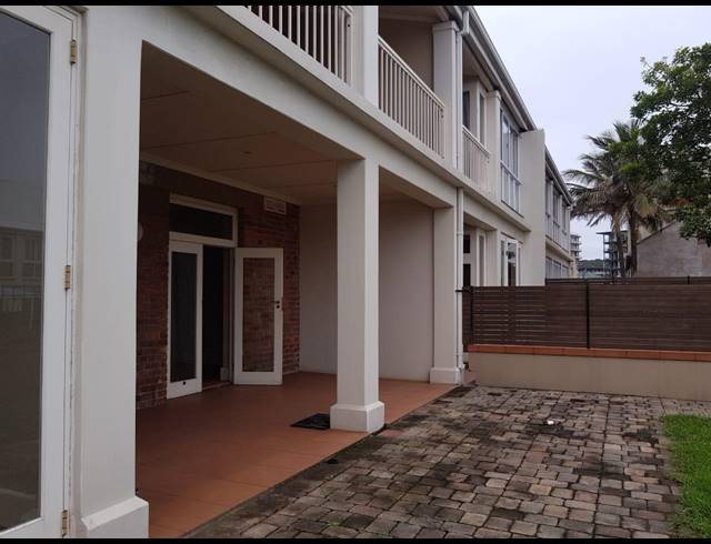 2 BEDROOM APARTMENT TO LET IN POINT WATERFRONT